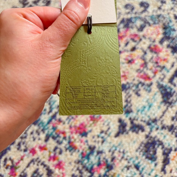 NWOT✨ Gucci Ace Bee Sneakers 🐝 with all Original Packaging ❤️ - Picture 10 of 16